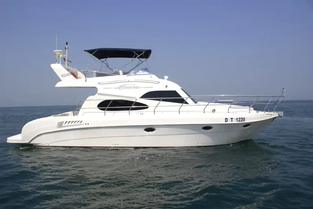 cheap yacht rental Dubai