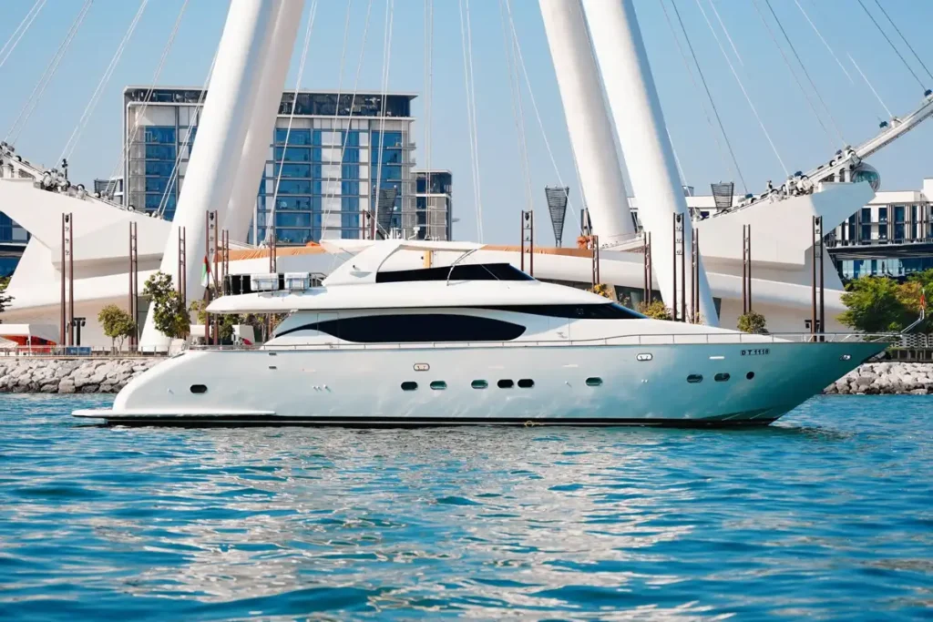 luxury yacht rental in Dubai