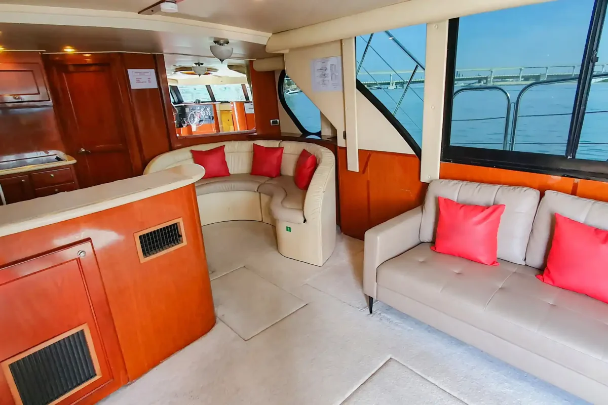 Dubai Yacht Libra Main Salon