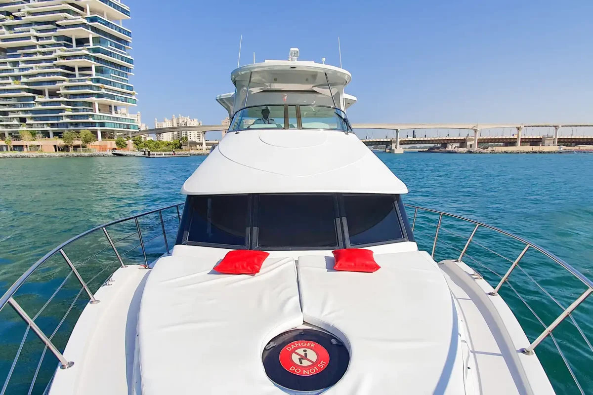 Dubai Yacht Pisces Bow Sunpad
