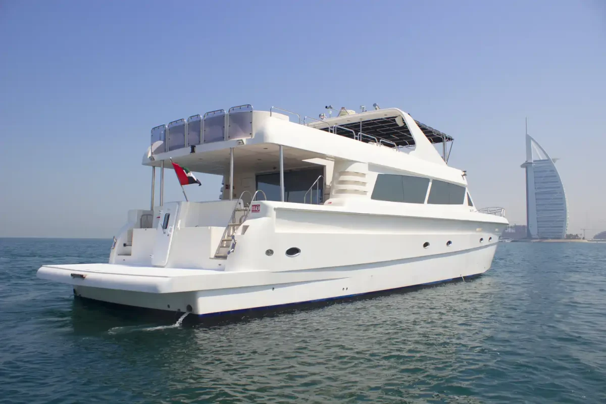 Dubai Yacht Aura side view