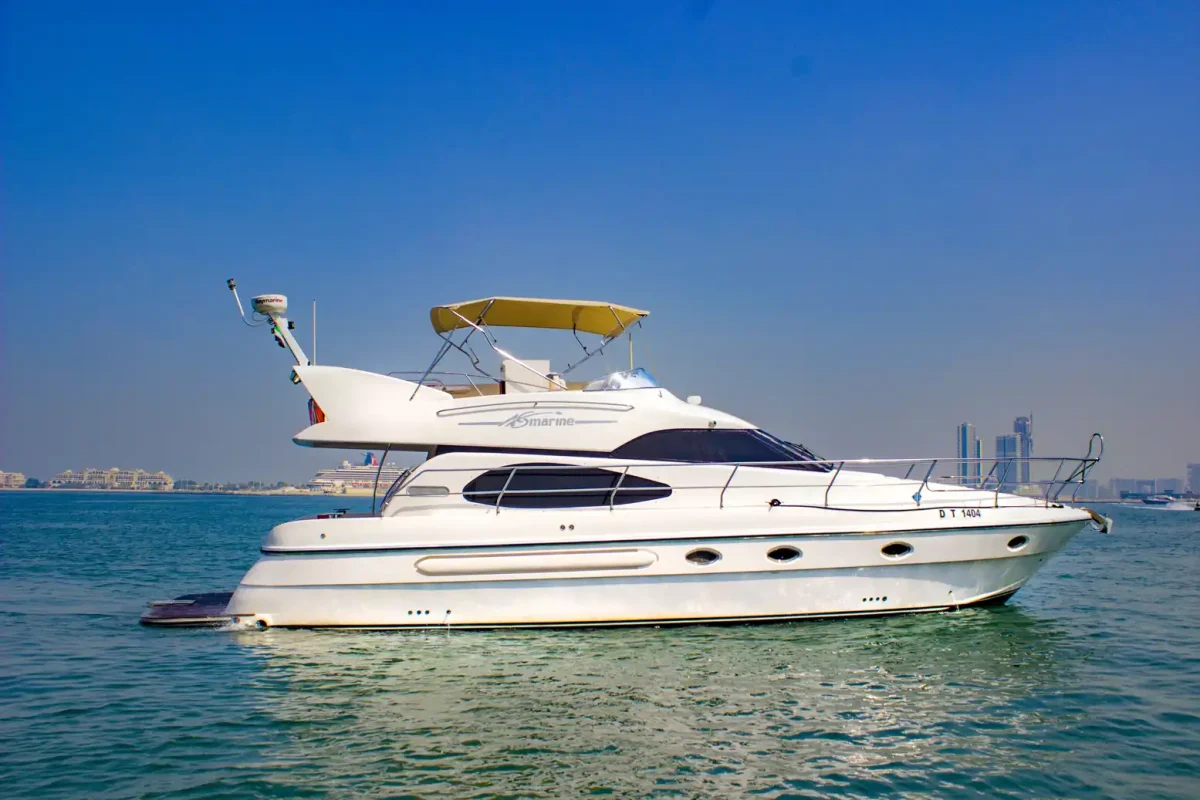 Dubai Yacht Daphne - exterior and interior
