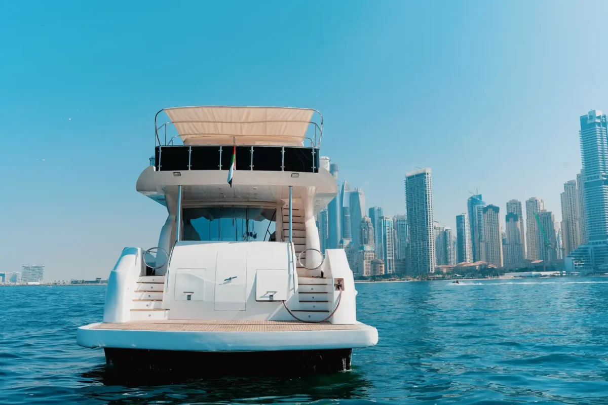 Dubai Yacht Solana Swim Platform