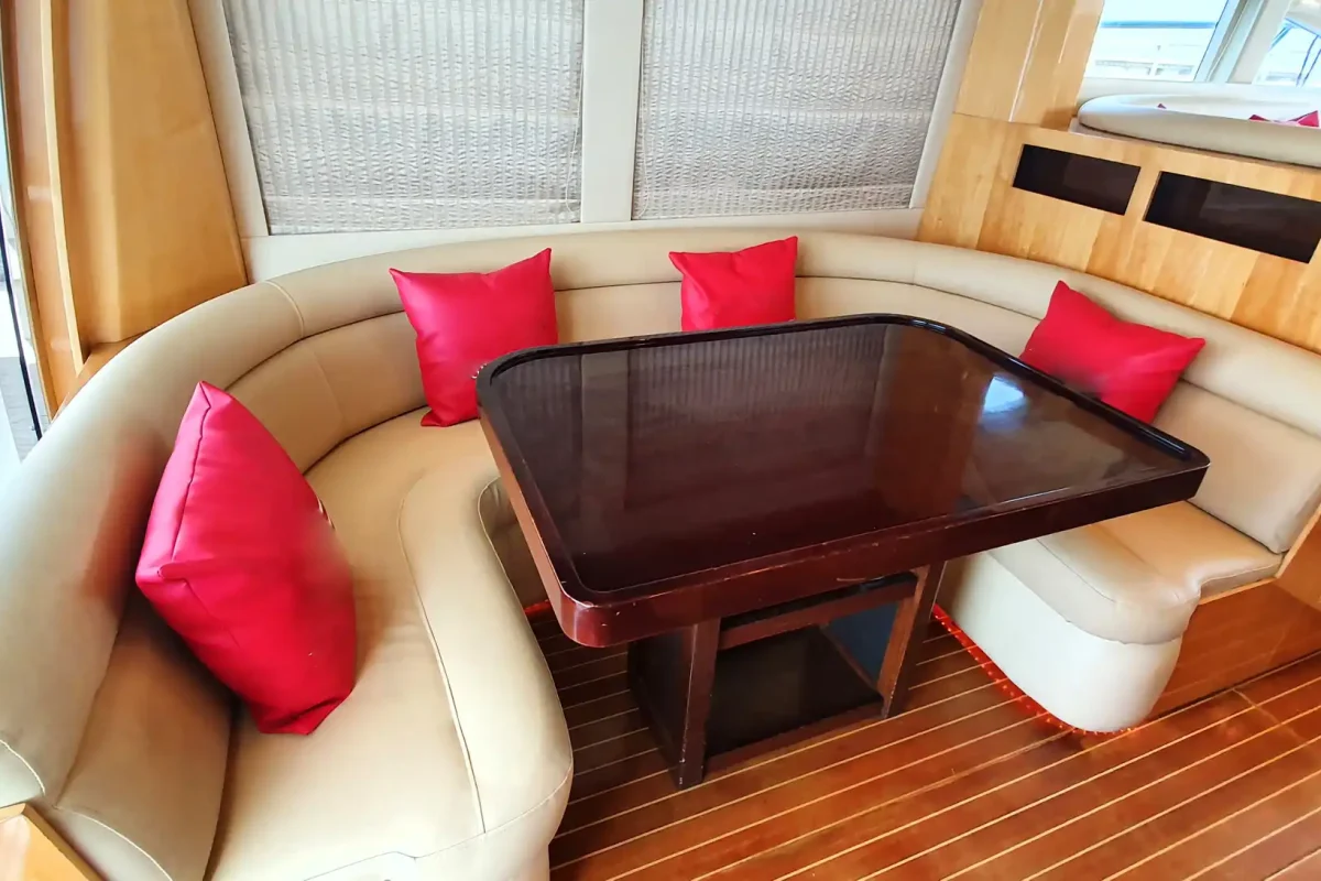 Dubai Yacht Iris exterior and interior 3